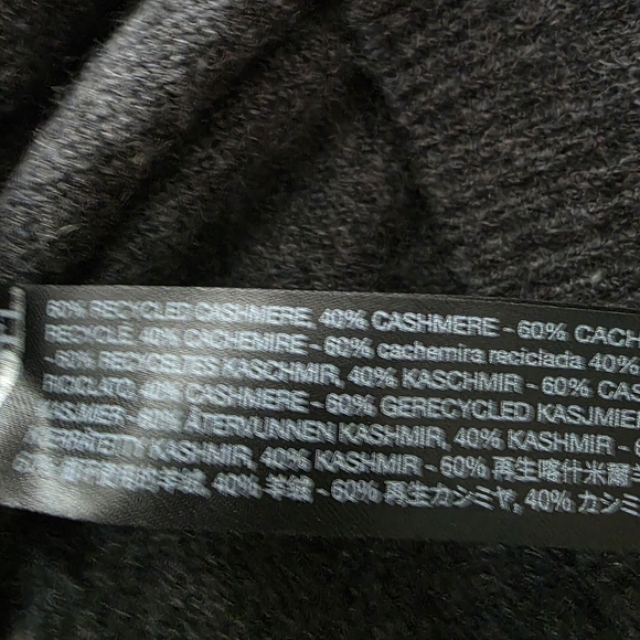 Vuori Emilie Cashmere Cardigan Charcoal L NEW - Picture 11 of 11